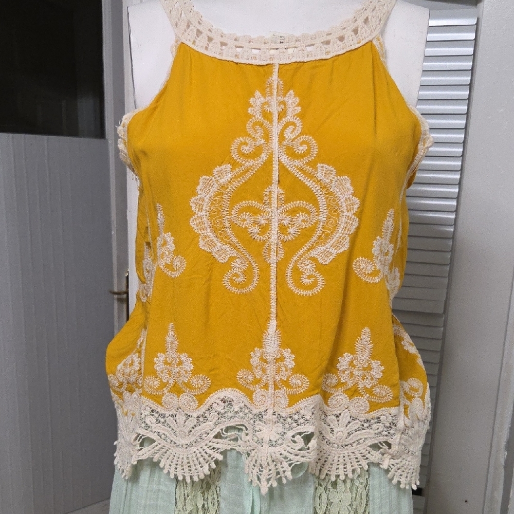 Ultra Pink Mustard Lace Trim Blouse Medium Sz P2p 19 - Picture 2 of 3